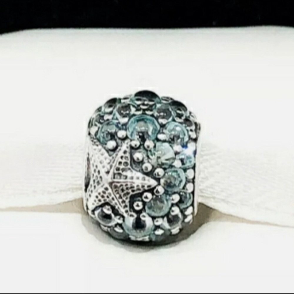 Pandora Oceanic starfish charm. - Picture 5 of 5